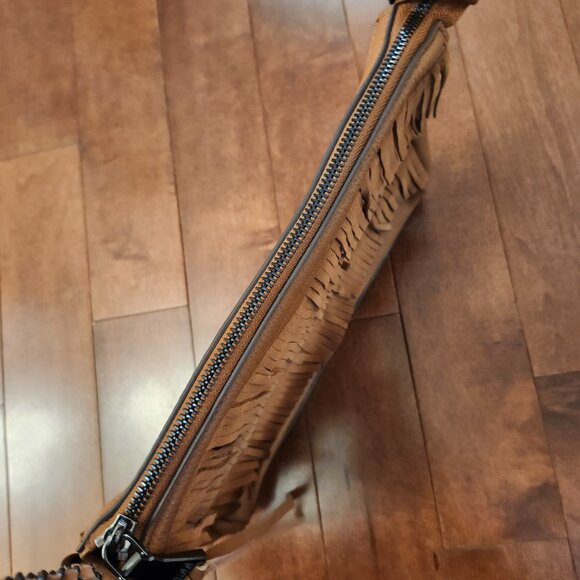 Aimee Kestenberg Kaiden brown leather crossbody shoulder bag in suede fringe - Picture 5 of 16